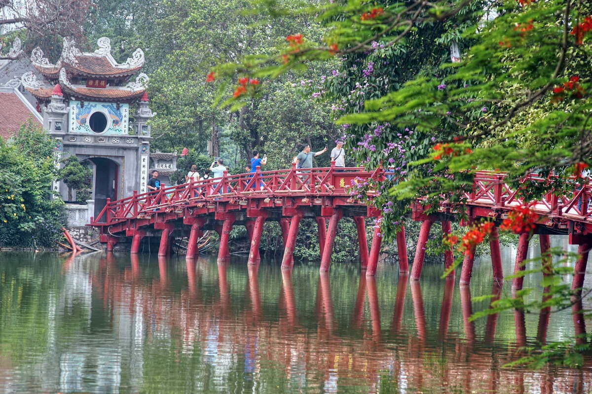 Top 5 những địa điểm du xuân hấp dẫn tại Hà Nội