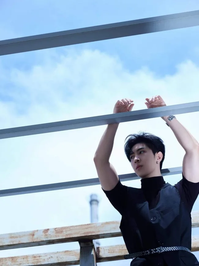 mã bá khiên vượt mặt triệu lộ tư