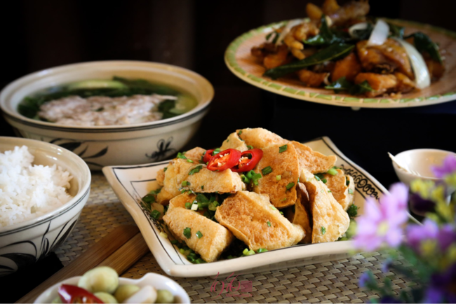nhà hàng cơm quê Hà Nội 