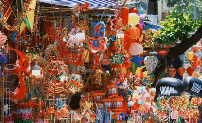 phố Hàng Mã Trung thu như thế nào