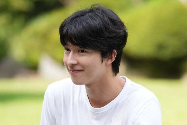 tiểu sử Hong Kyung 