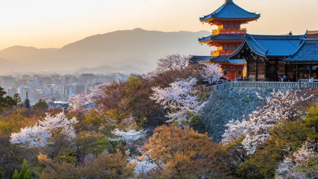 Du lịch Nhật Bản tháng 3