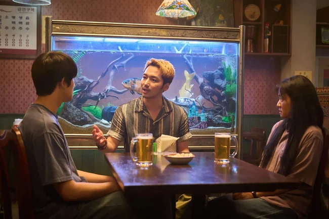 Review phim Pavane 2026