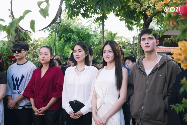 nội dung Vì Mẹ Anh Phán Chia Tay