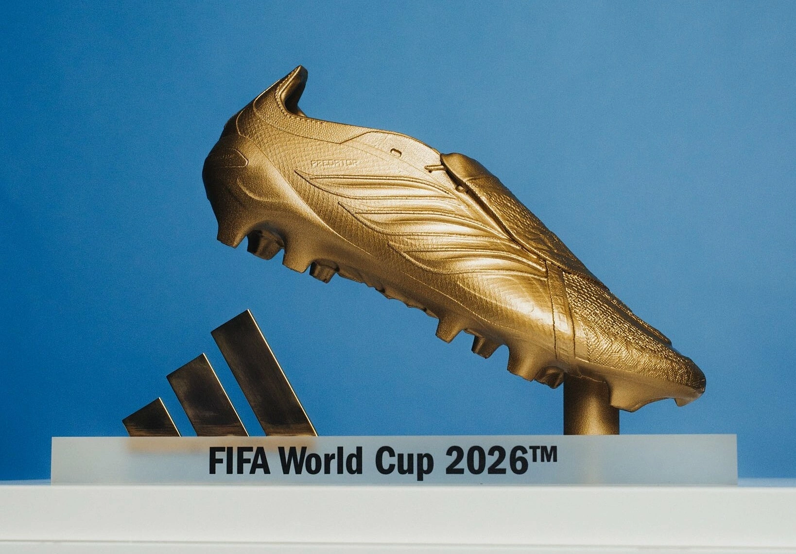 chiếc giày vàng world cup