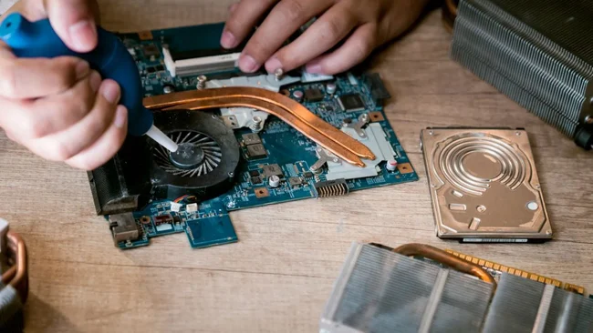cách khắc phục laptop bị treo