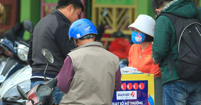 mua-xo-so-vietlott-offline